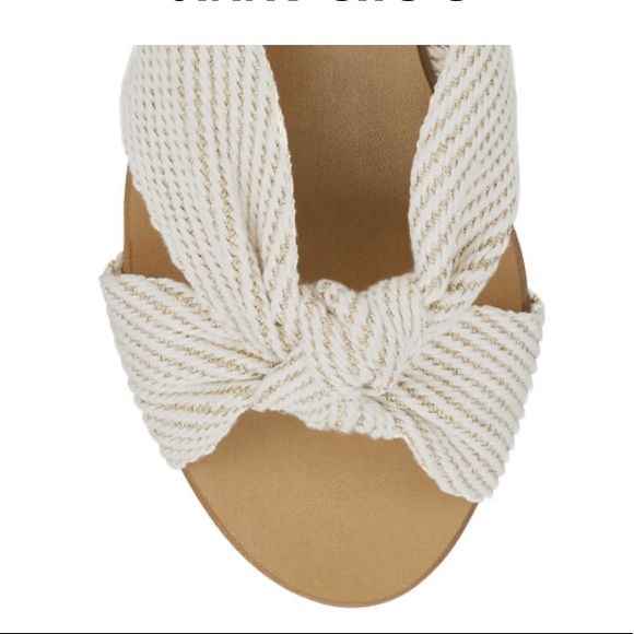 Jimmy Choo Norah 70 - Picture 5 of 10